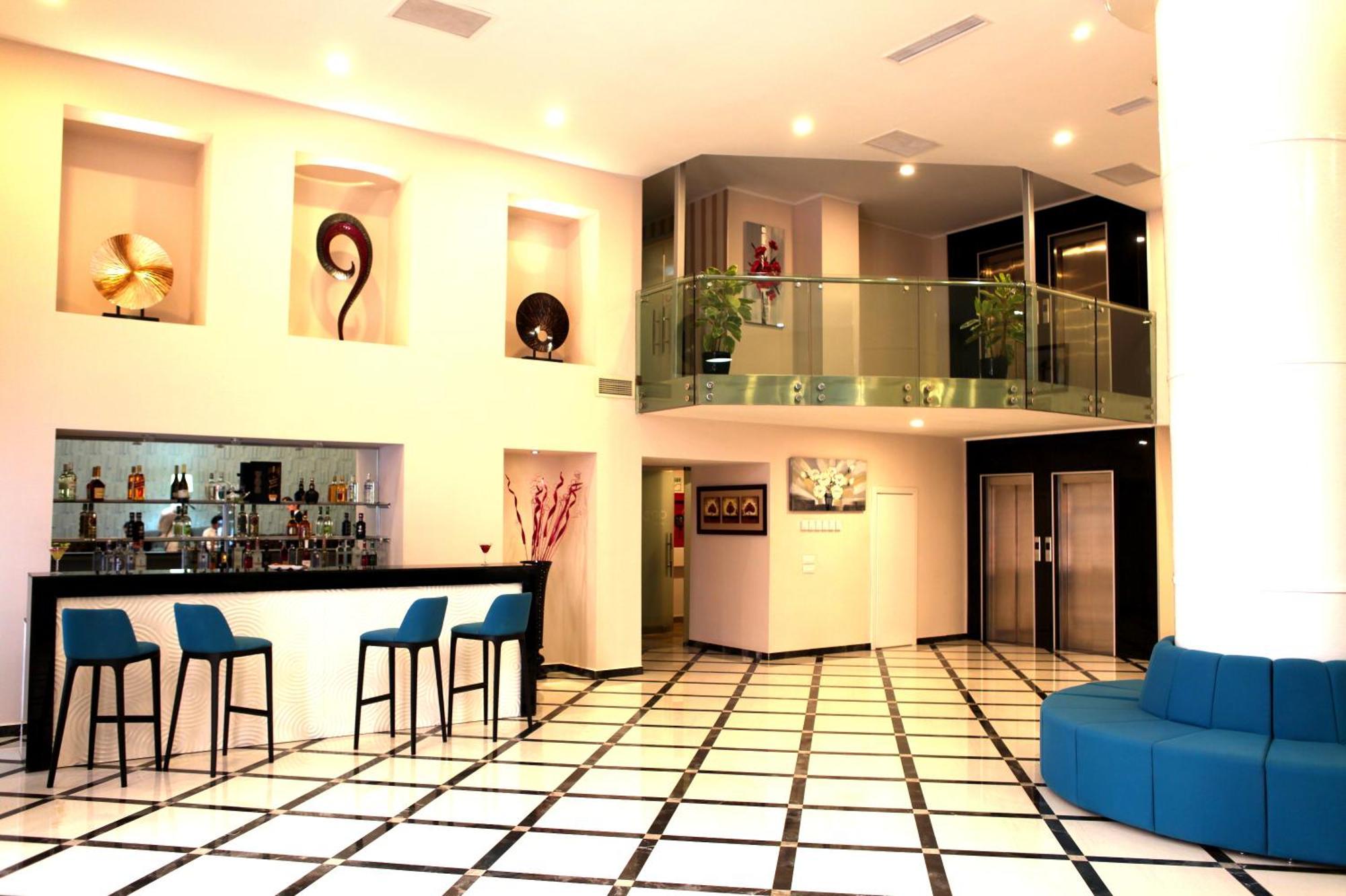 Vego Hotel กันจา ภายนอก รูปภาพ